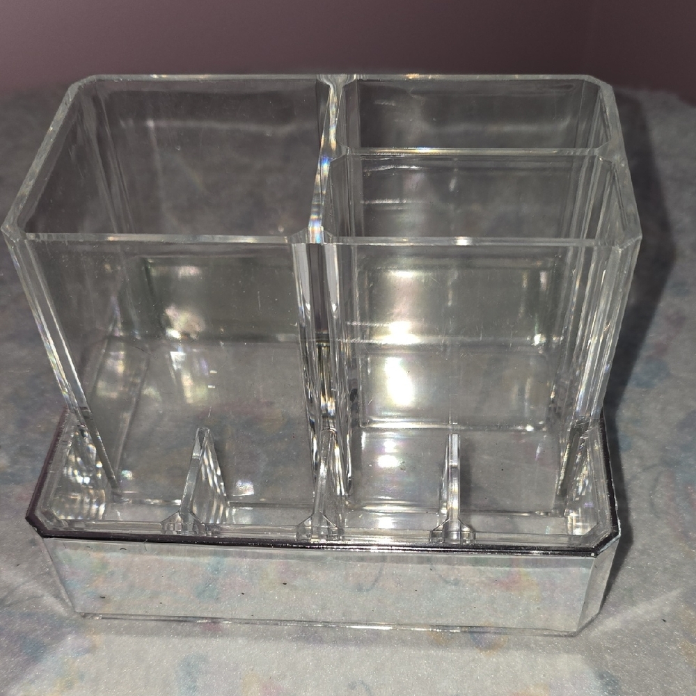 Clear Acrylic‎ Makeup Organizer